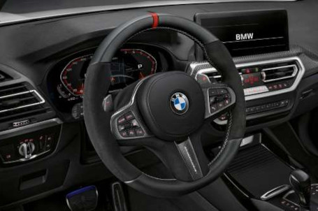 M Performance volant