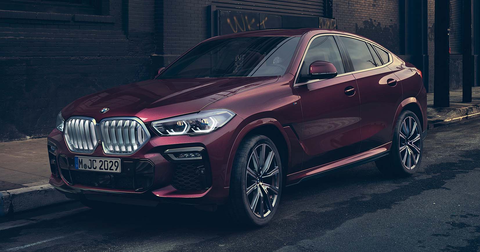 Výrazná přední část BMW X6 Individual.