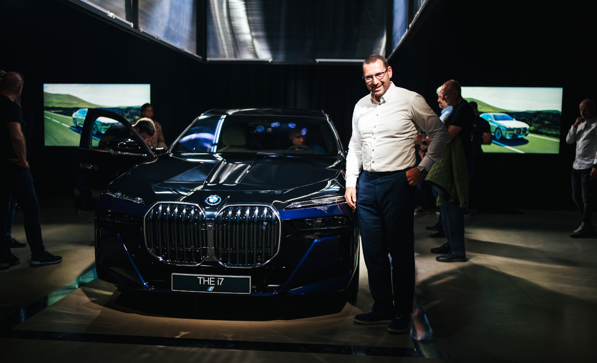 Premiérové setkání s první elektrickou limuzínou BMW i7 v České republice Premiérové setkání s první elektrickou limuzínou BMW i7 v České republice