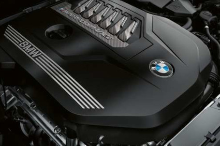 Řadové 6válce M Twin Power Turbo.