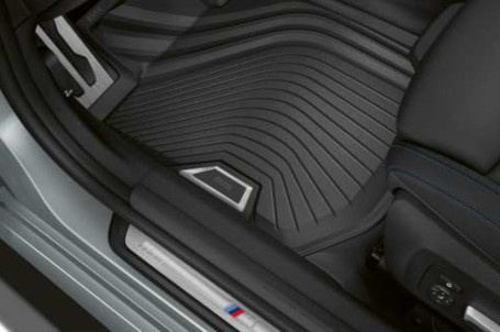 BMW gumové koberce.