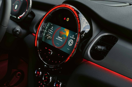 MINI John Cooper Works PŘÍSTROJOVÝ PANEL MINI John Cooper Works PŘÍSTROJOVÝ PANEL