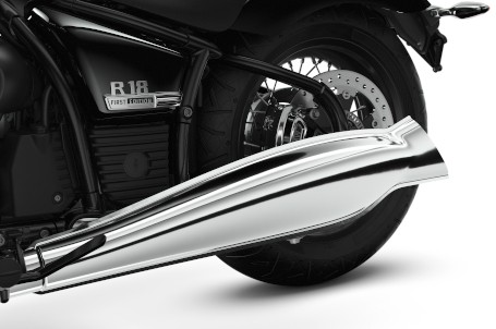 BMW R 18 - Tlumič výfuku ve tvaru rybí ploutve BMW R 18 - Tlumič výfuku ve tvaru rybí ploutve