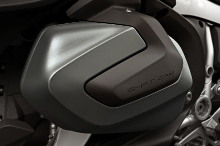 BMW R 1250 RT - Plný výkon v každém rozsahu otáček s BMW ShiftCam BMW R 1250 RT - Plný výkon v každém rozsahu otáček s BMW ShiftCam