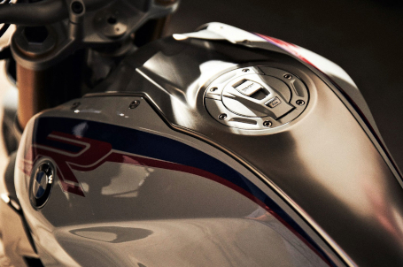BMW R 1250 R - Nerez BMW R 1250 R - Nerez