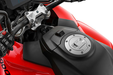 BMW S 1000 XR - Chytrá řešení, přihrádka BMW S 1000 XR - Chytrá řešení, přihrádka