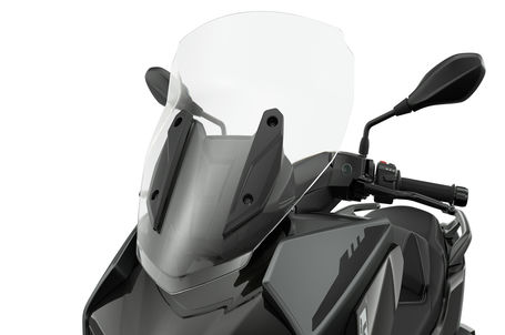 BMW C 400 GT - Čelní štít chrání před větrem a nepřízní počasí BMW C 400 GT - Čelní štít chrání před větrem a nepřízní počasí