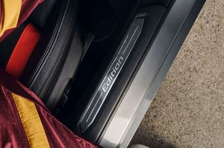 BMW řady 1 - Exkluzivní prahové lišty. BMW řady 1 - Exkluzivní prahové lišty.