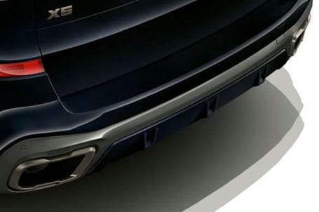 BMW X5 M50i - M sportovní výfukový systém. BMW X5 M50i - M sportovní výfukový systém.