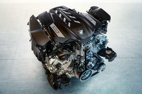BMW M550i xDrive - Zážehový 8válec M TwinPower Turbo. BMW M550i xDrive - Zážehový 8válec M TwinPower Turbo.