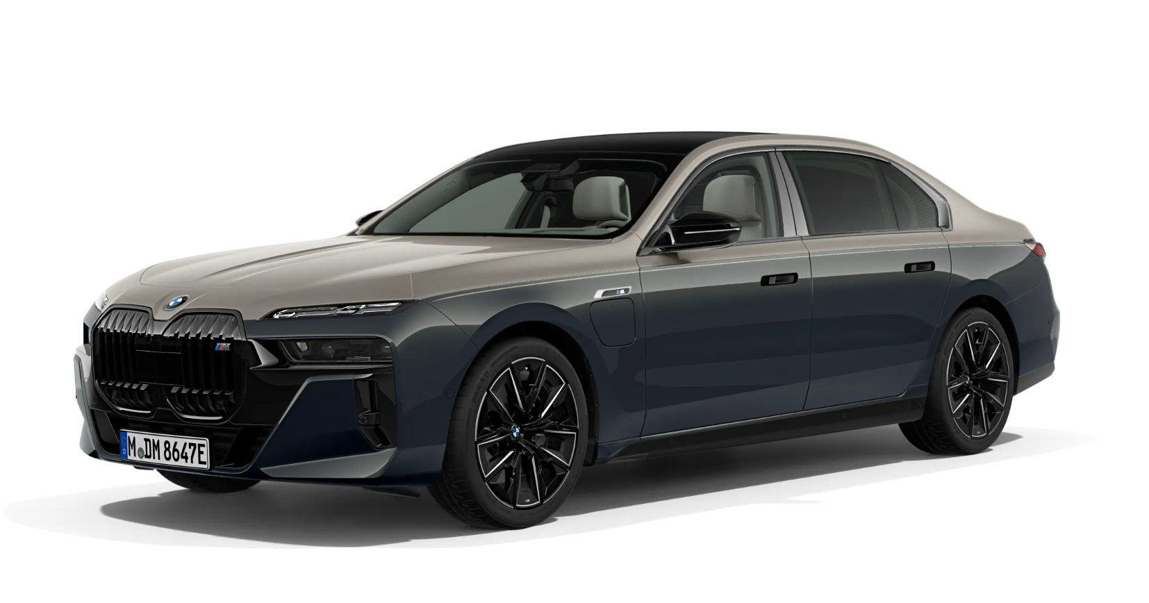 BMW M760e xDrive - BMW M760e with BMW Individual two-tone Oxide Grey metallic paintworks BMW M760e xDrive - BMW M760e with BMW Individual two-tone Oxide Grey metallic paintworks
