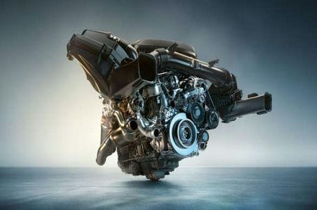 BMW M3 SEDAN - Zážehový řadový 6válec M TwinPower Turbo. BMW M3 SEDAN - Zážehový řadový 6válec M TwinPower Turbo.