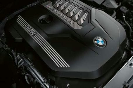 BMW M340i xDrive Sedan - Řadové 6válce M TwinPower Turbo. BMW M340i xDrive Sedan - Řadové 6válce M TwinPower Turbo.