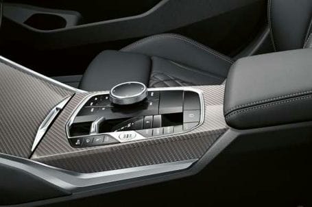 BMW M340i xDrive Sedan - 8stupňová automatická převodovka Steptronic Sport. BMW M340i xDrive Sedan - 8stupňová automatická převodovka Steptronic Sport.