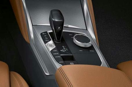 BMW M440i - Automatická převodovka Steptronic Sport. BMW M440i - Automatická převodovka Steptronic Sport.