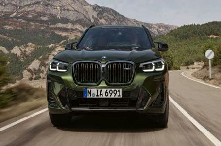 BMW X3 M40i a X3 M40d - M sportovní podvozek. BMW X3 M40i a X3 M40d - M sportovní podvozek.