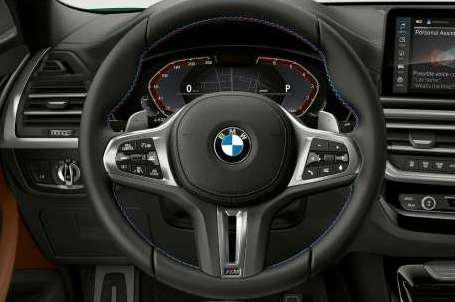 BMW X3 M40i a X3 M40d - Variabilní sportovní řízení. BMW X3 M40i a X3 M40d - Variabilní sportovní řízení.