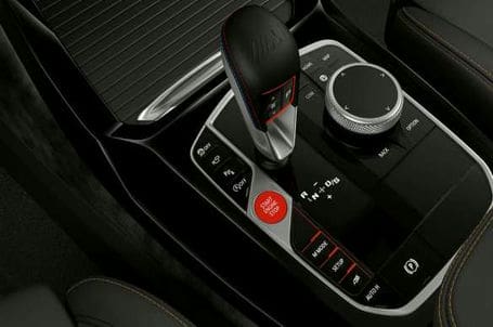 BMW X3 M - Ovládací panel na středové konzole. BMW X3 M - Ovládací panel na středové konzole.