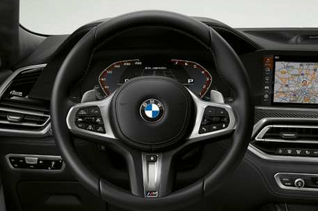 BMW X6 M - M kožený volant. BMW X6 M - M kožený volant.