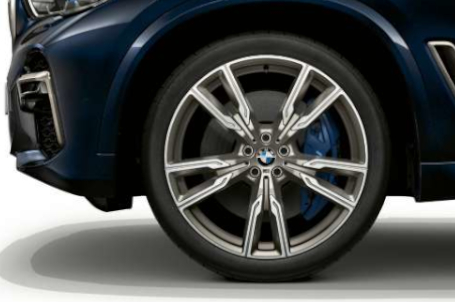 BMW X5 M50i - M kola z lehké slitiny 747 M. BMW X5 M50i - M kola z lehké slitiny 747 M.