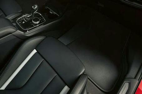 BMW řady 2 Gran Coupé ColorVision - Pro danou edici specifické podlahové koberce. BMW řady 2 Gran Coupé ColorVision - Pro danou edici specifické podlahové koberce.