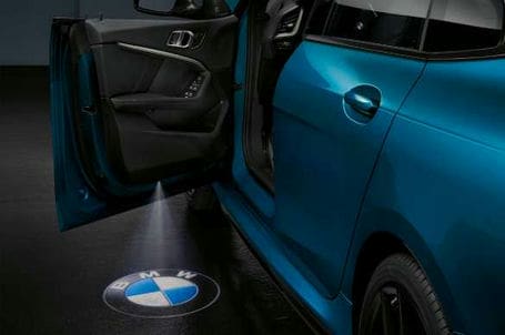 BMW řady 2 Gran Coupé - BMW LED dveřní projektory. BMW řady 2 Gran Coupé - BMW LED dveřní projektory.