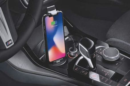 BMW řady 2 Gran Coupé - BMW Univerzální bezdrátová nabíjecí stanice. BMW řady 2 Gran Coupé - BMW Univerzální bezdrátová nabíjecí stanice.