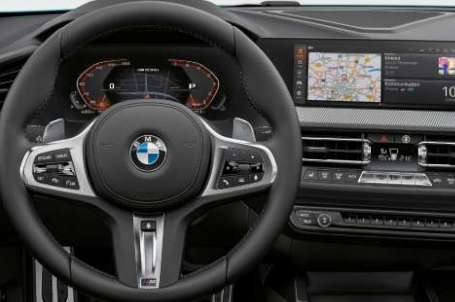 BMW M235i xDrive Gran Coupé - M kožený volant. BMW M235i xDrive Gran Coupé - M kožený volant.
