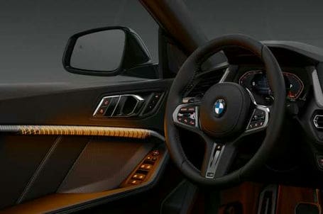 BMW M235i xDrive Gran Coupé - Osvětlené obložení interiéru Illuminated Brooklyn. BMW M235i xDrive Gran Coupé - Osvětlené obložení interiéru Illuminated Brooklyn.