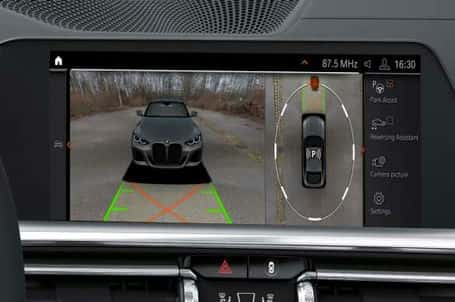 BMW M440i xDrive Gran Coupé - Parkovací asistent Plus. BMW M440i xDrive Gran Coupé - Parkovací asistent Plus.