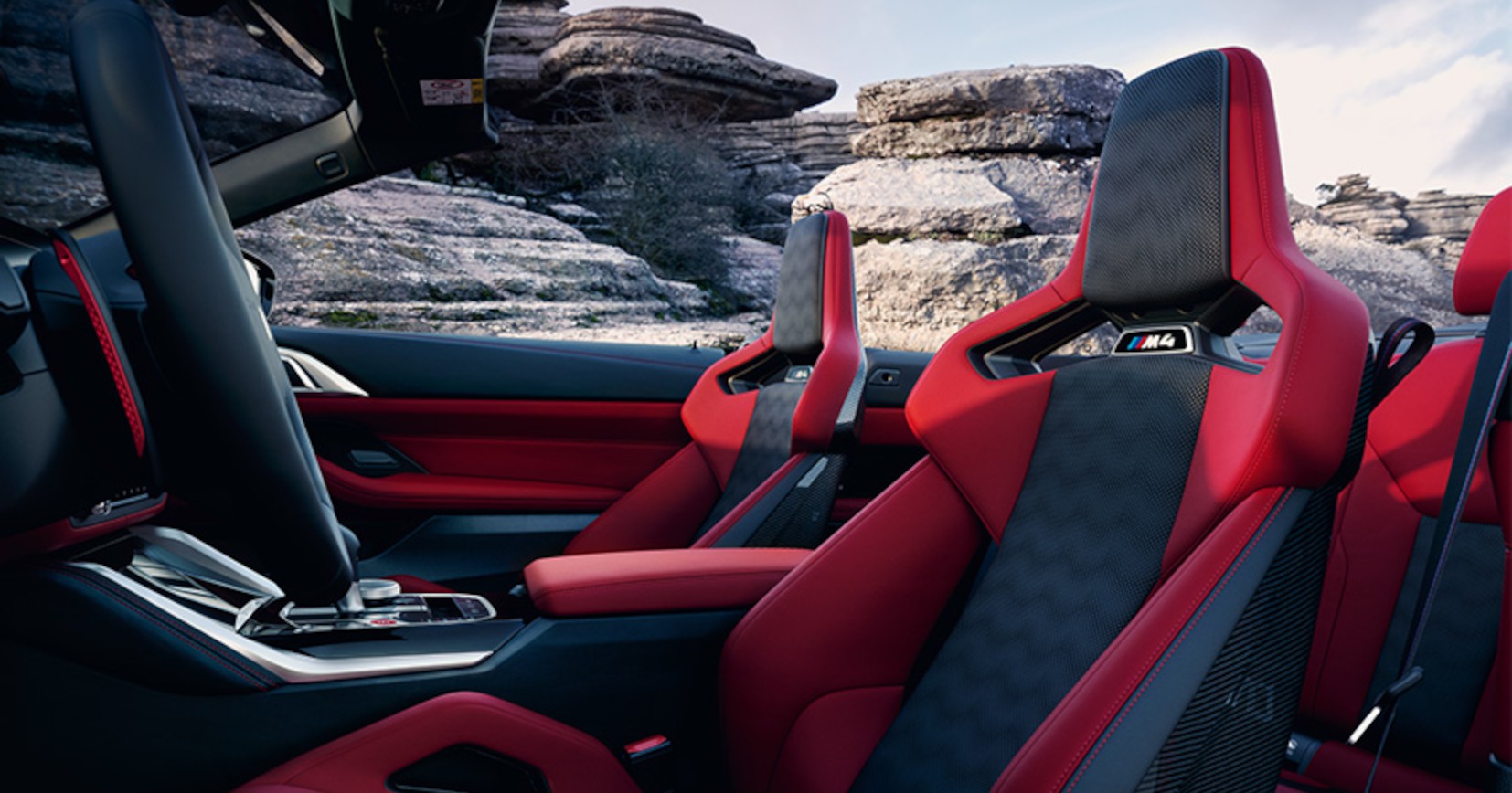 BMW Individual celokožené čalounění Merino Fiona Red/Black (červená/černá) BMW Individual celokožené čalounění Merino Fiona Red/Black (červená/černá)