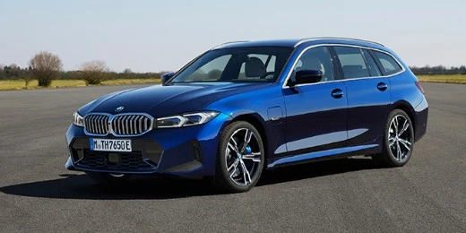 Pořiďte si BMW řady 3 Touring na Operativní leasing či úvěr.