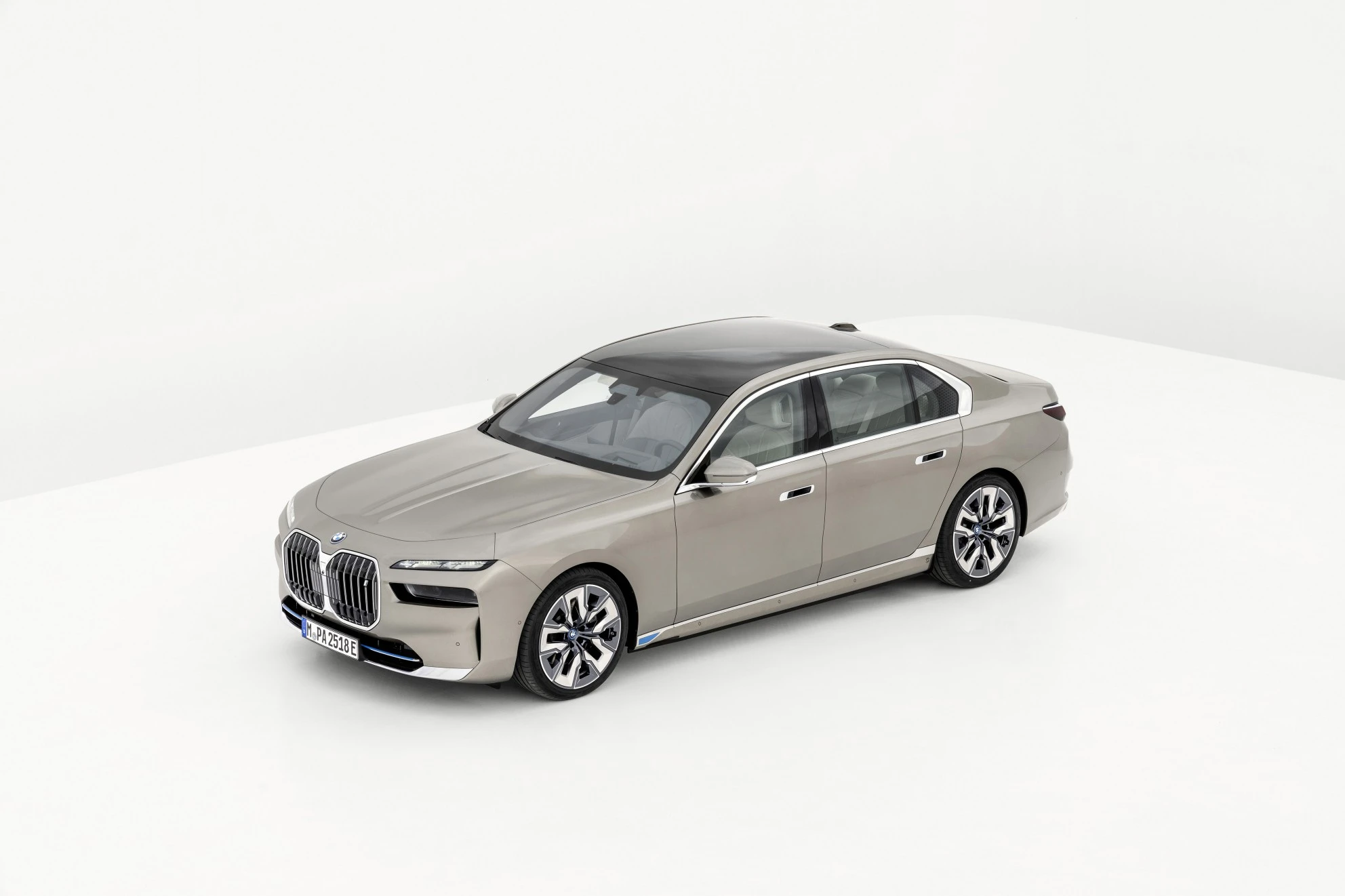 Nové (2022) BMW řady 7 (G70 BEV)