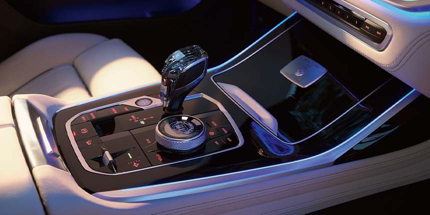 BMW ALPINA XB7 interiér před faceliftem BMW ALPINA interiér