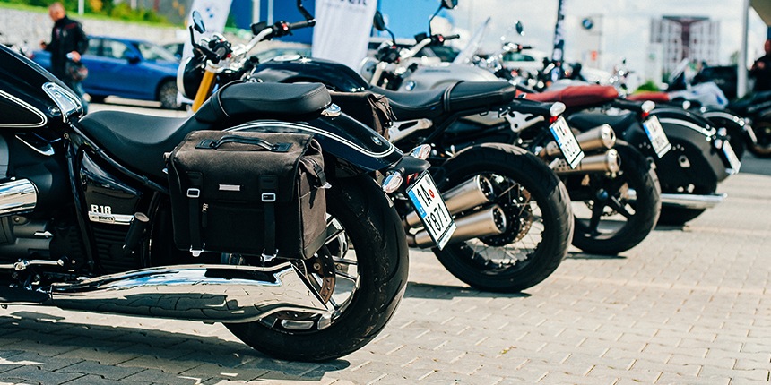 BMW invelt R18 TOUR - VÁHÁŠ, JESTLI KOUPIT R18? MÁŠ JEDINEČNOU ŠANCI SI VYZKOUŠET.