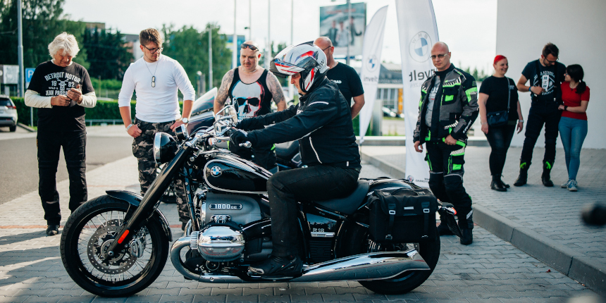 Den otevřených dveří v Motorrad centru invelt Plzeň a BMW R 18 TOUR invelt 2022