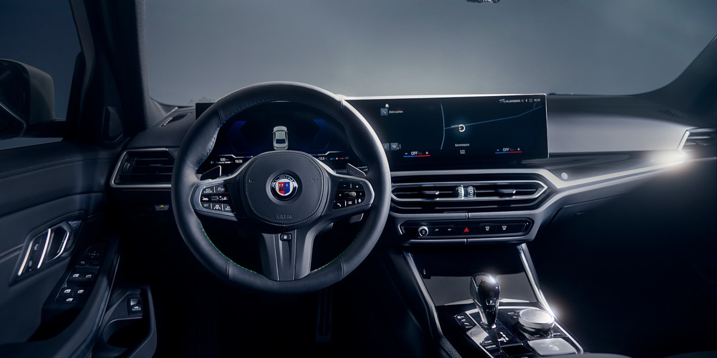 BMW ALPINA D3 S INTERIÉR Z POHLEDU ŘIDIČE BMW ALPINA D3 S INTERIÉR
