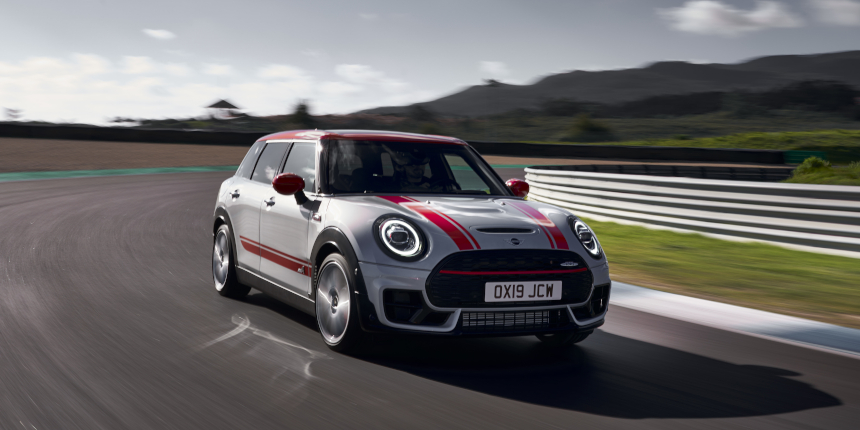 MINI John Cooper Works Cabrio a Countryman