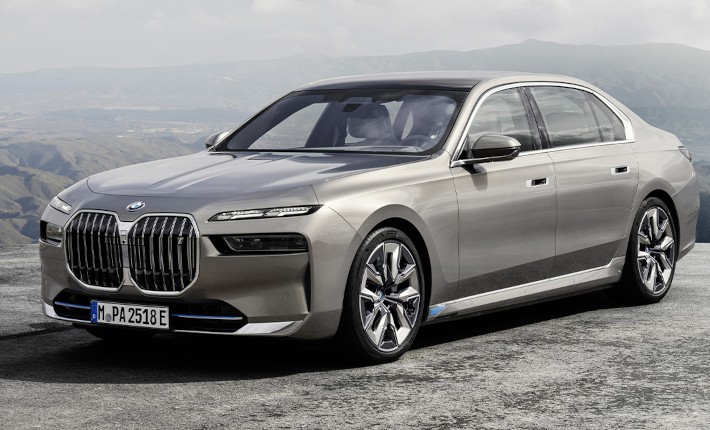 BMW i7 | První čistě elektrické BMW i7 Sedan