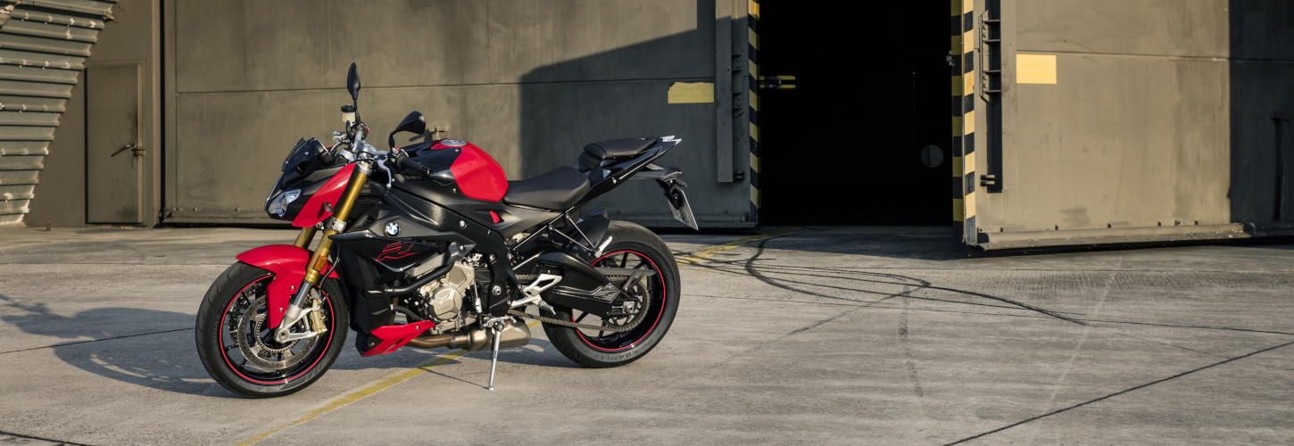 BMW S 1000 R z boku BMW S 1000 R z boku