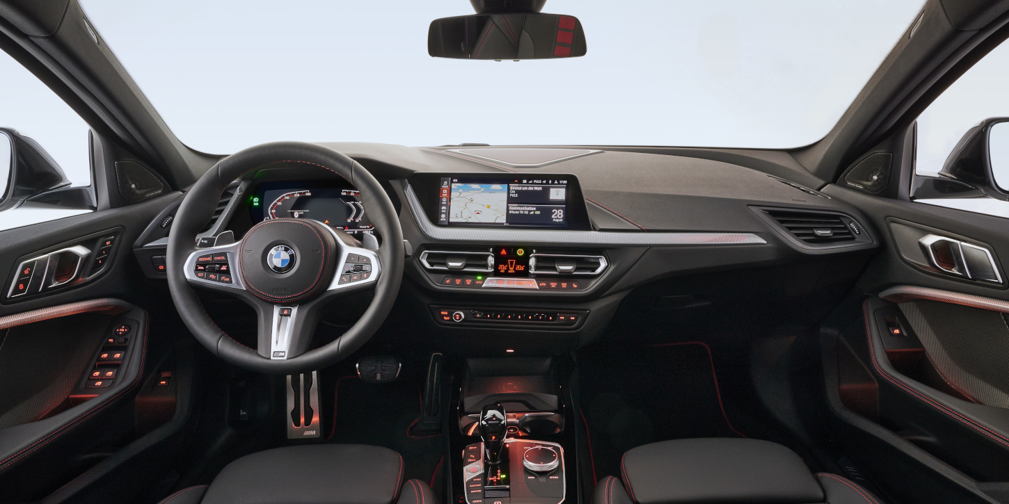 BMW 128ti interiér BMW 128ti interiér