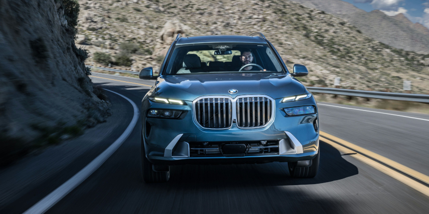 BMW X7 POHON A PODVOZEK.