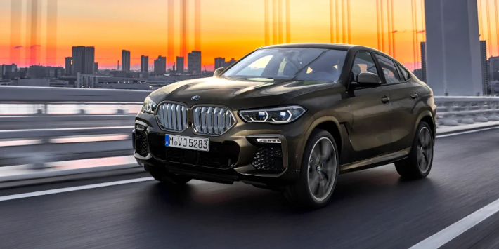THE X6 M | BMW X6 M (F96) | Specifické v každém parametru