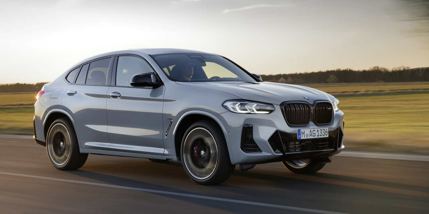 BMW X4 M40i z boku BMW X4 M40i z boku