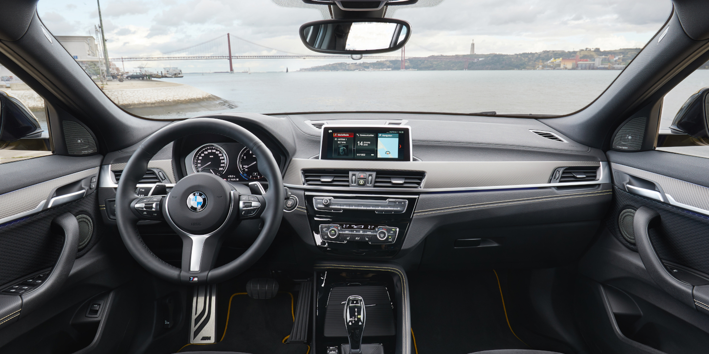 BMW X2 interiér BMW X2 interiér