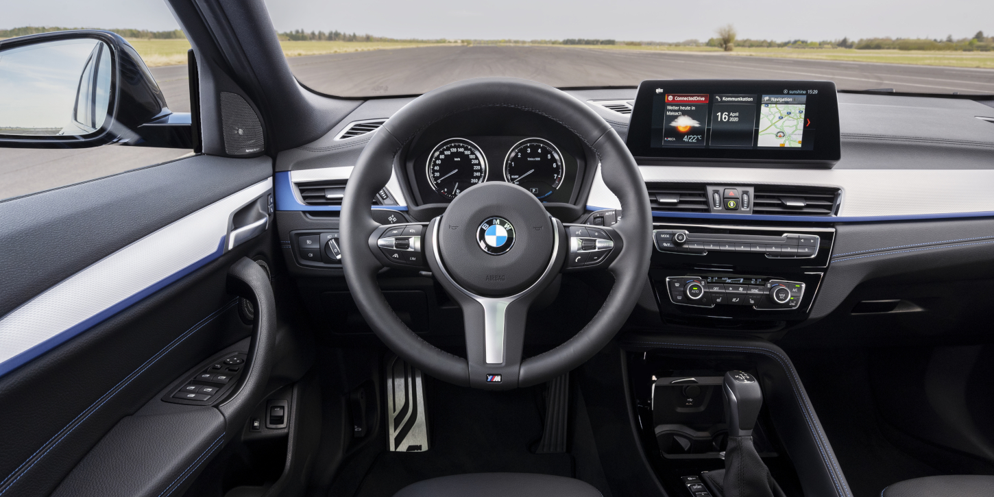 BMW X2 interiér BMW X2 interiér