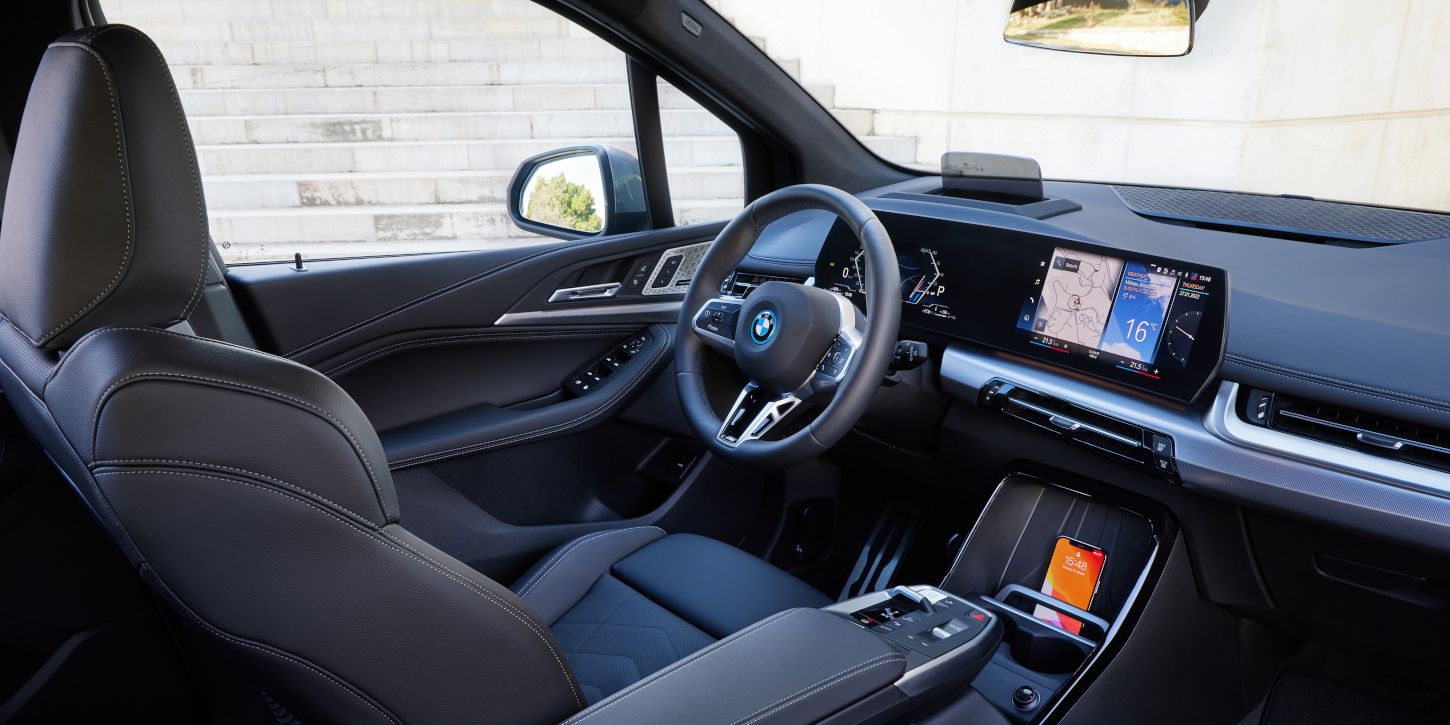 BMW řady 2 Active Tourer interiér BMW řady 2 Active Tourer interiér