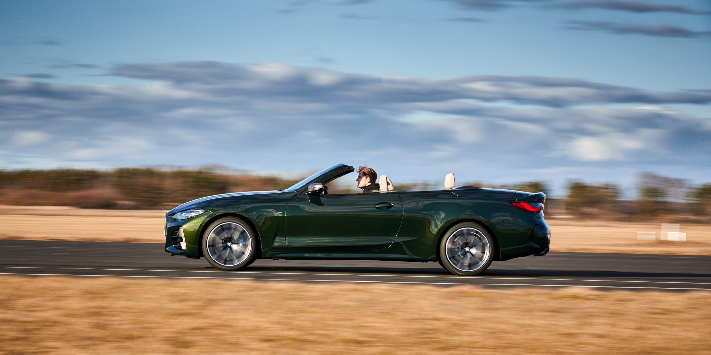 BMW řady 4 Cabrio z boku BMW řady 4 Cabrio z boku