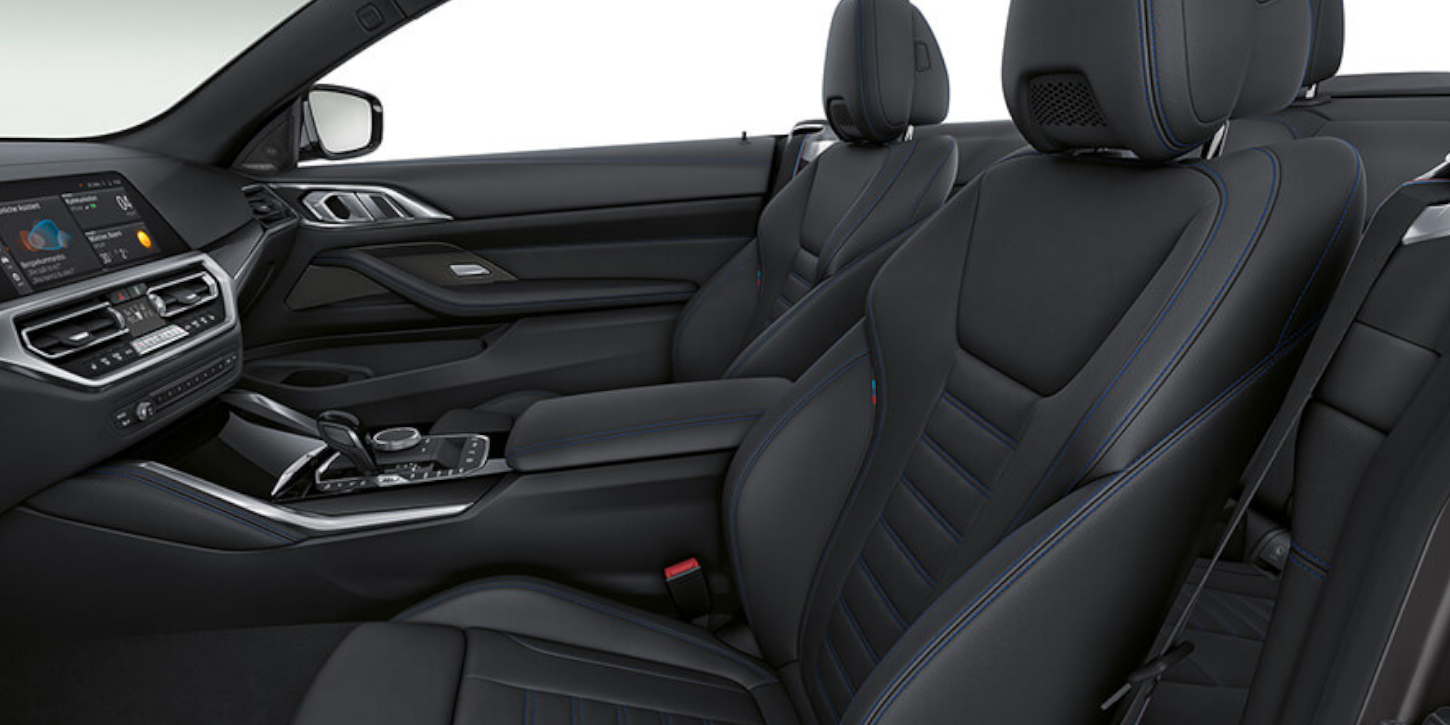 BMW M440i xDrive Cabrio interiér BMW M440i xDrive Cabrio interiér