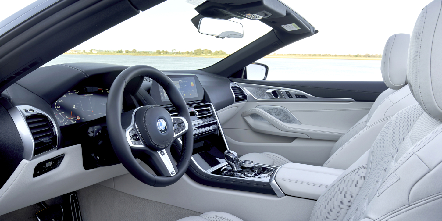 BMW řady 8 Cabrio interiér BMW řady 8 Cabrio interiér